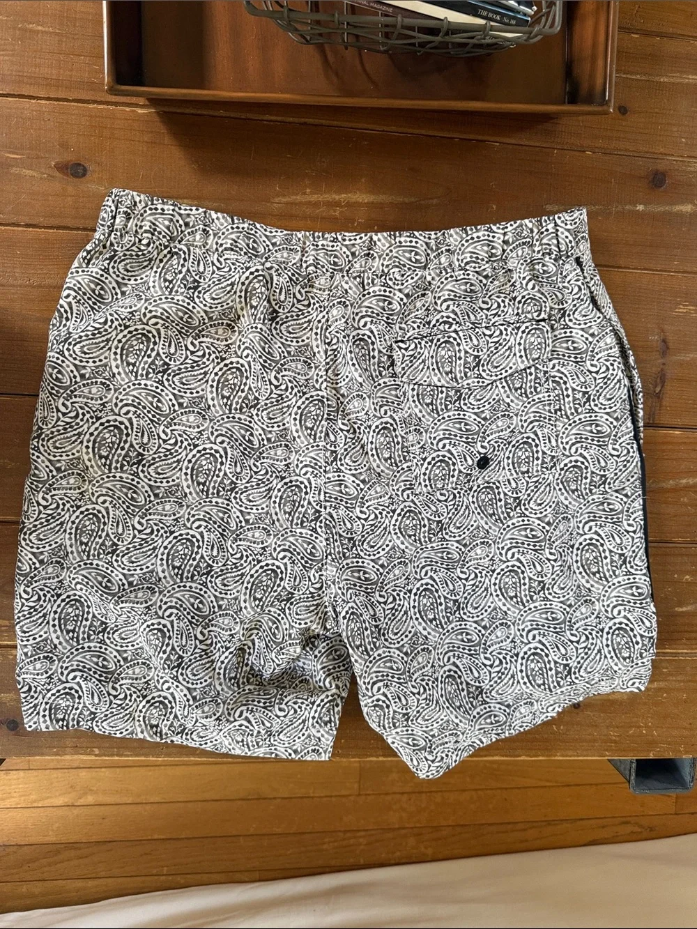 Tommy Bahama like new